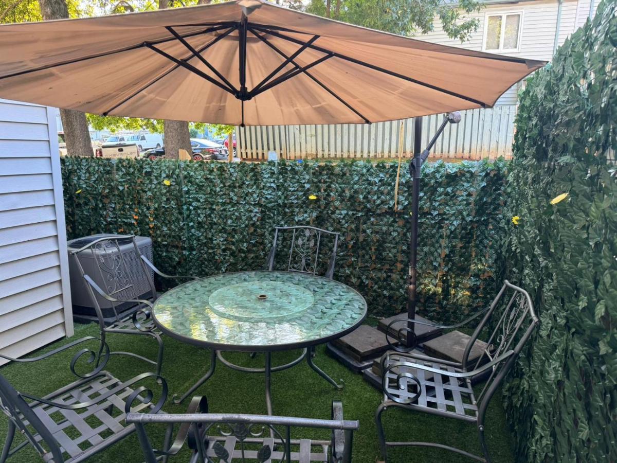 2 Bedroom Townhouse - B&B