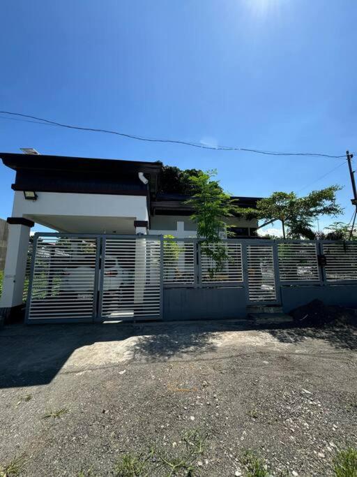 3Bed&Bath family friendly house - Ferienwohnung