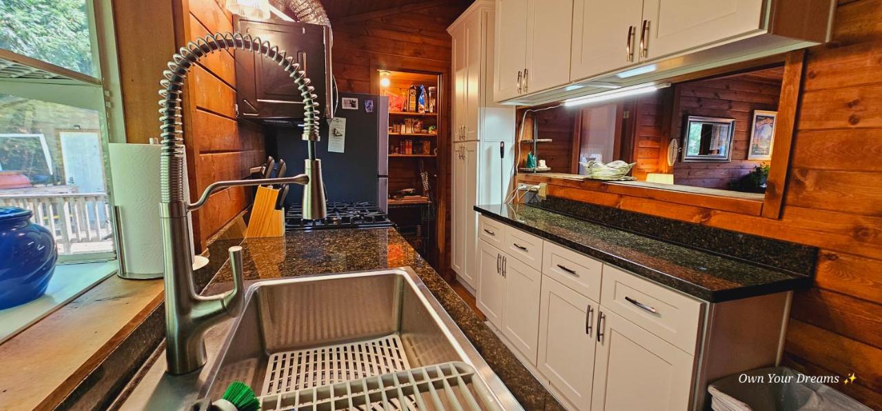 Retreat to Stella Maris Soul Spa by the Russian River - Ferienwohnung