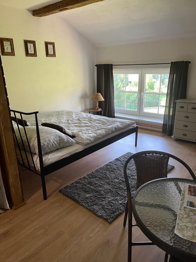 Apartment with Mountain View