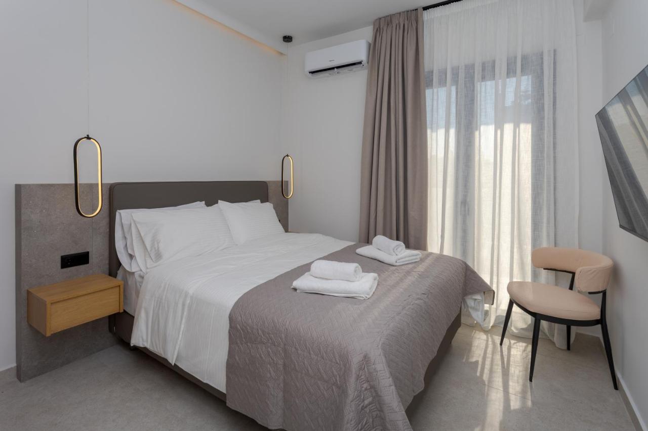 One Bedroom Suite with Hot Tub