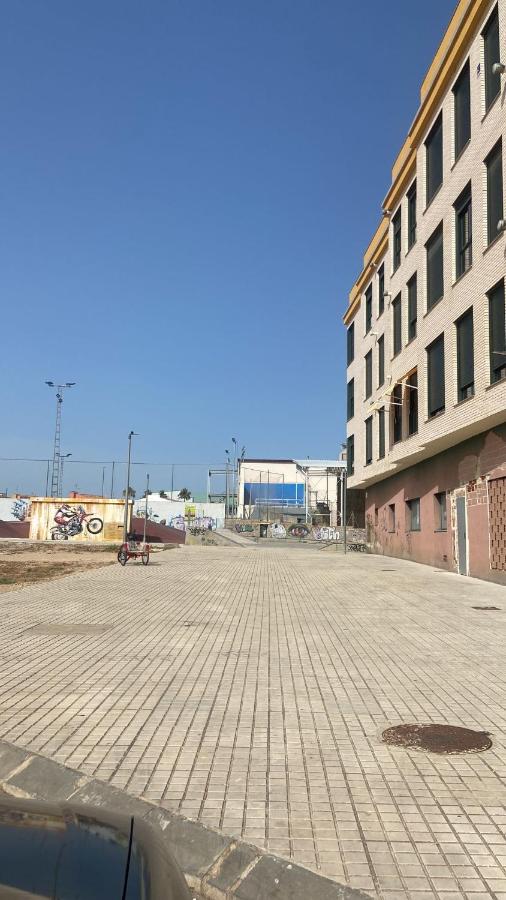 Brisa Azahar - Acogedor Apt para 6 con AC y WiFi a 7min de la playa - B&B