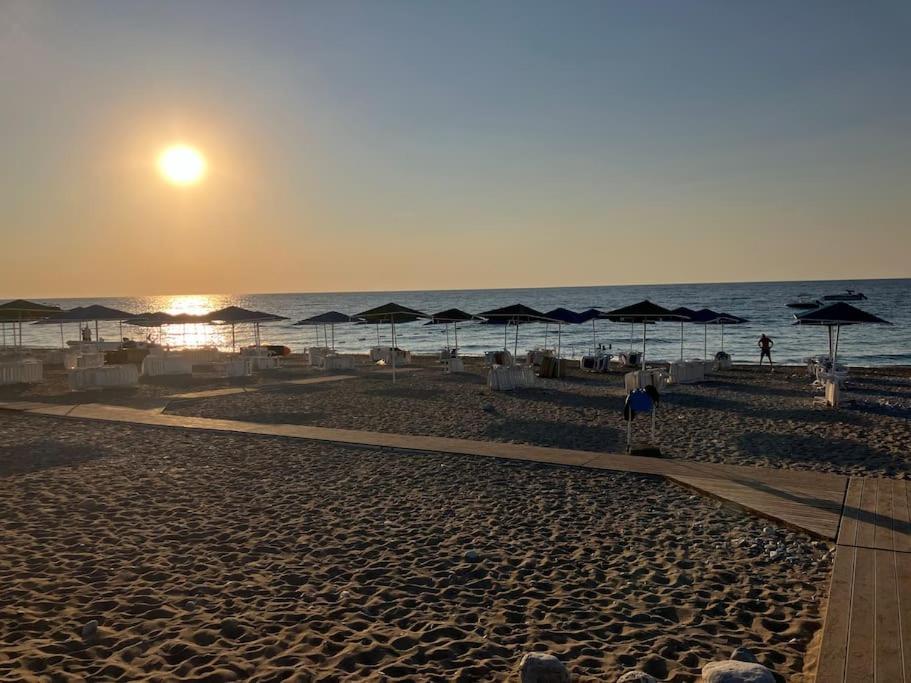 Villa S - Wonderful Holiday Home on the Beach - B&B