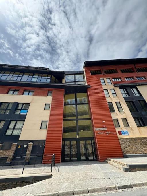 S N Holidays Triplex Loft Mountain ZONA BAJA - Ferienwohnung