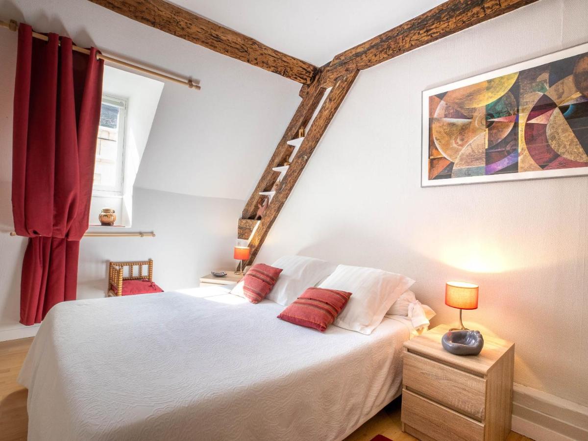 Apartamento de 2 dormitorios con terraza