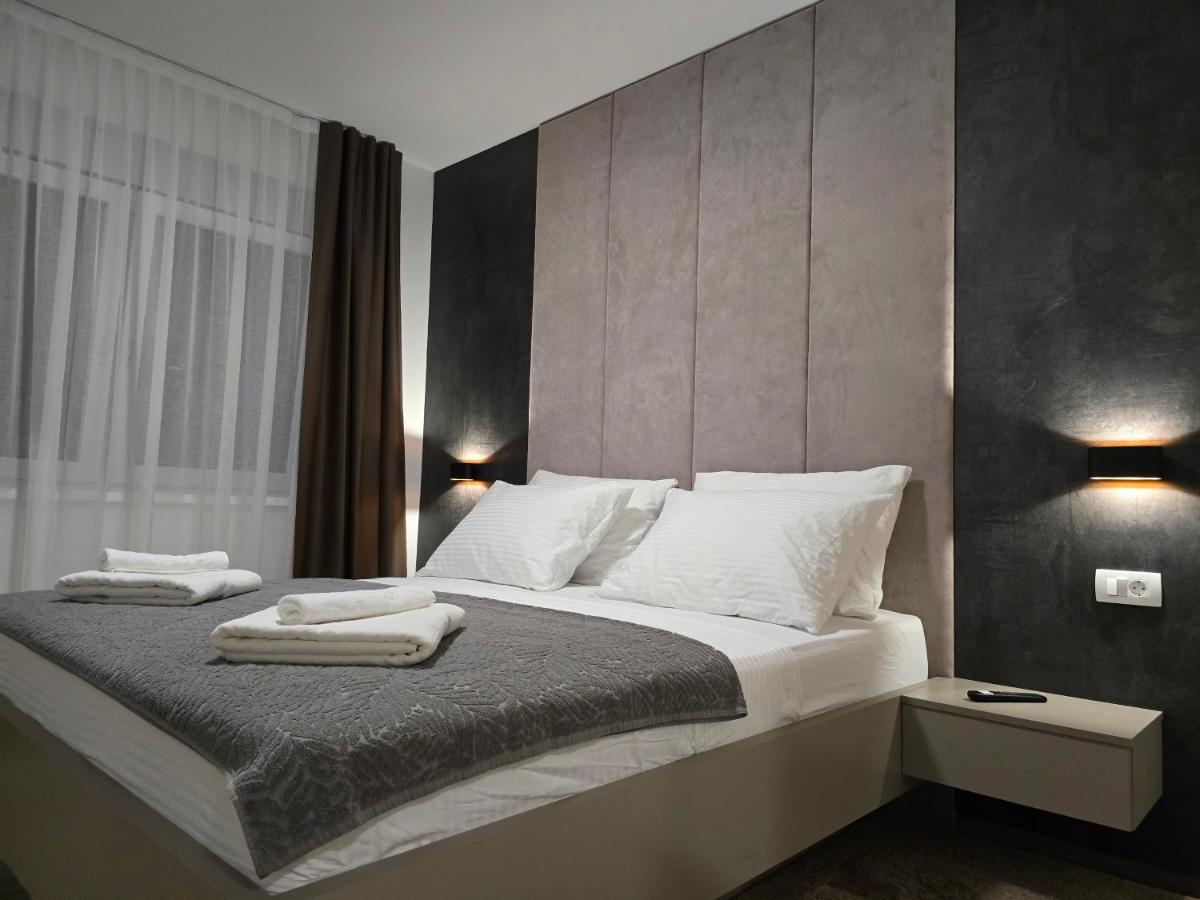 Apartman MASTER self CHECK-IN, FREE PRIVATE PARKING - B&B