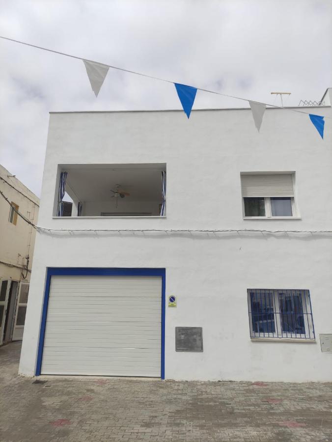 Casa en Salobreña, La Caleta, a 200m de la playa con garaje privado - Chambres d’hôtes Salobreña