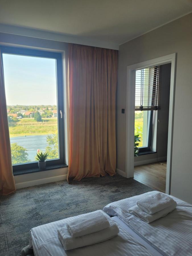 Deluxe One-Bedroom Apartment