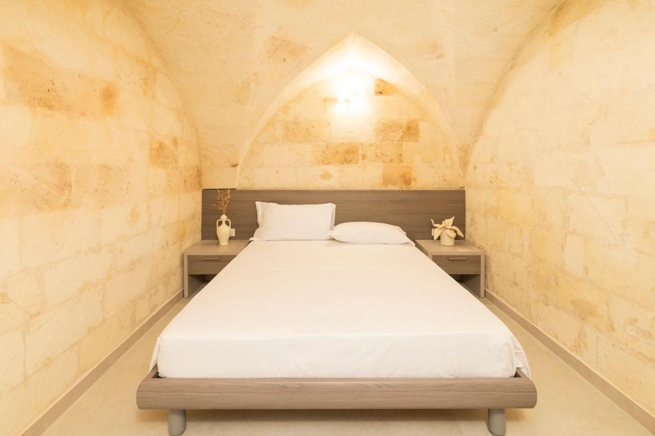 King Room with Spa Bath