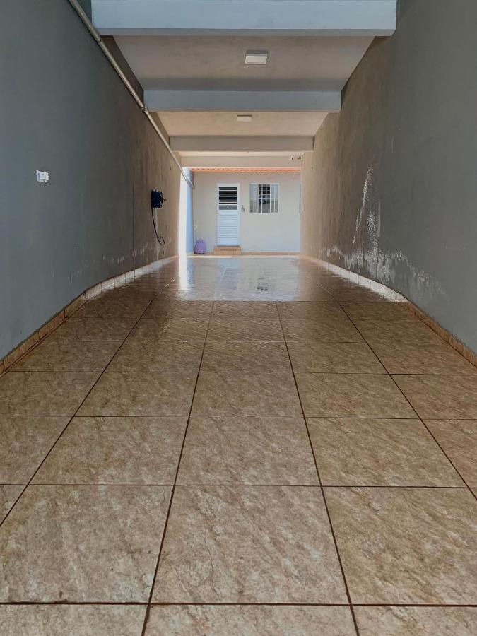 Confortavél Apartamento com AC, perto do Aeroporto - B&B