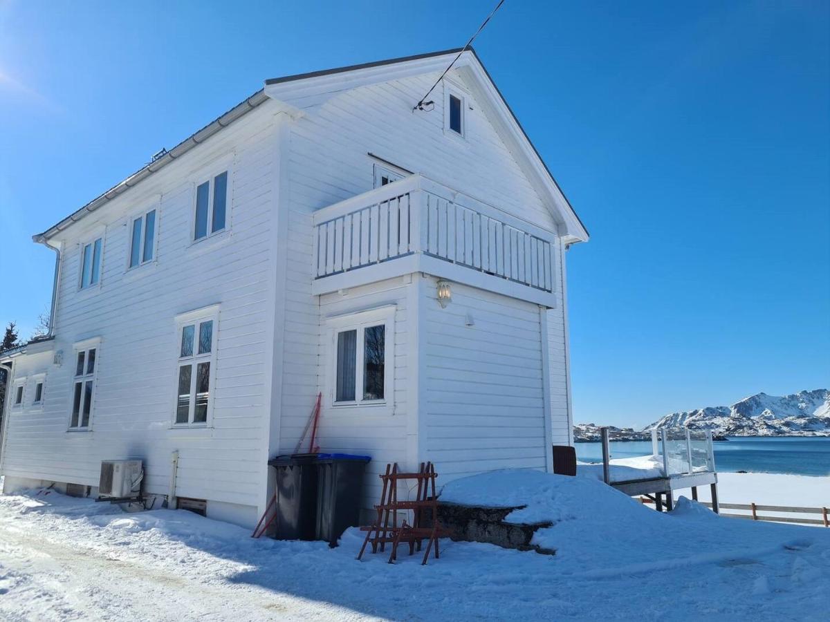 Peaceful property with spectacular sea view - Ferienwohnung Leknes