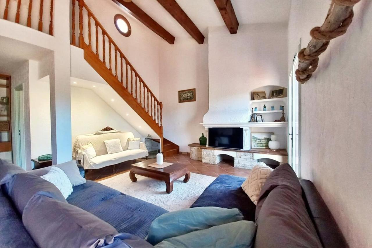 Magnificent Villa residence with Pool - Fréjus - Chambres d’hôtes
