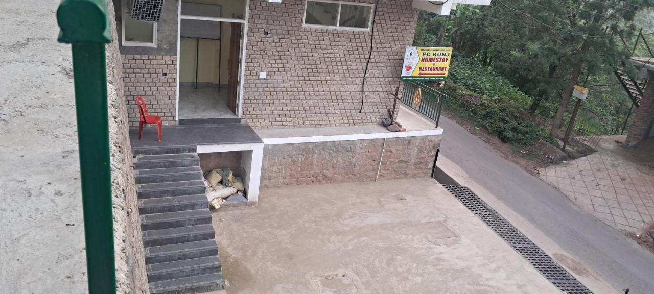 PC Kunj Kasauli hills Homestay Kanda-Gandhol - B&B Kasauli
