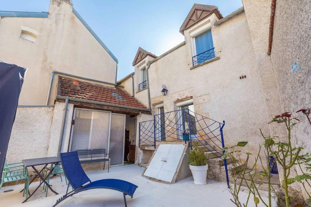 La Cabotte d'Ahuy - Bed and Breakfast