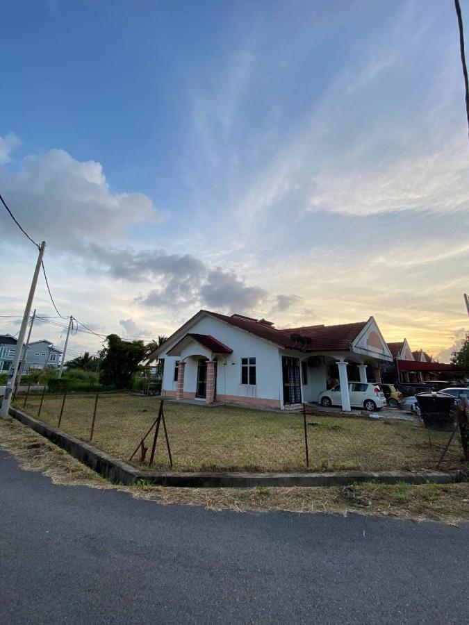 Homestay Gaya Warisan - B&B
