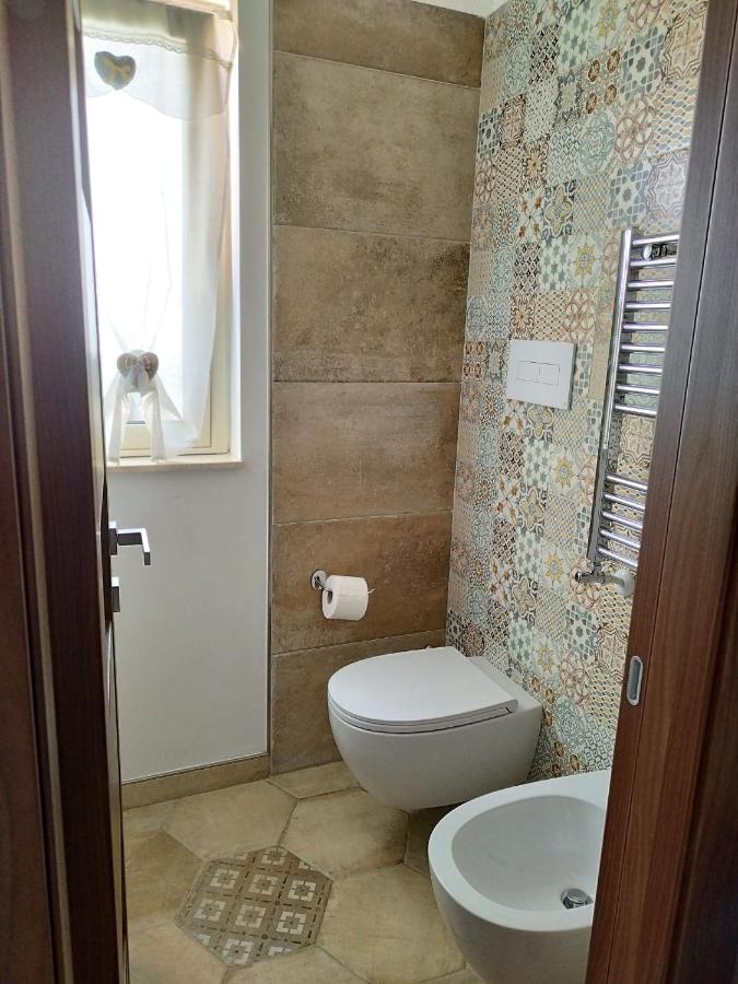 Double Room with Private External Bathroom