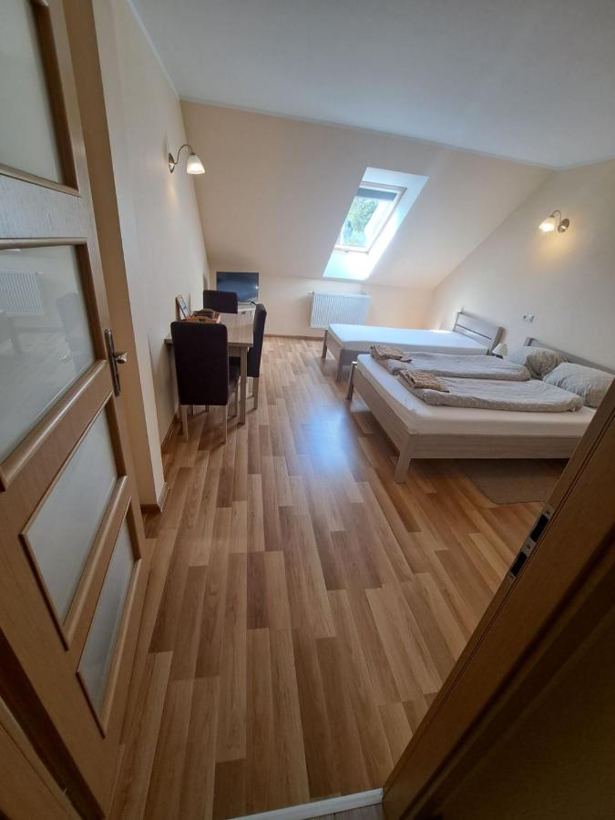 Appartamento con 2 Camere da Letto