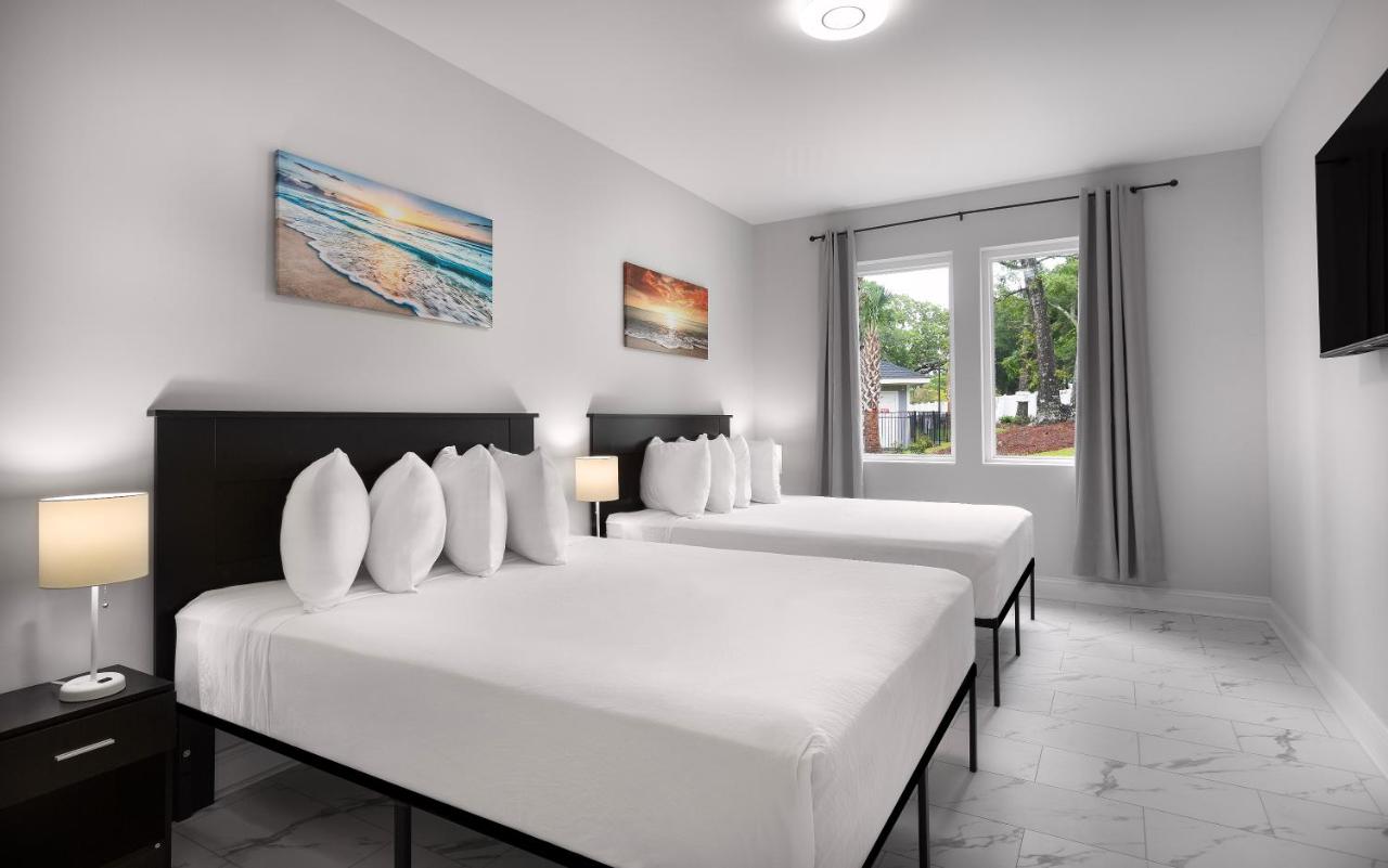 Three-Bedroom Condo with Balcony