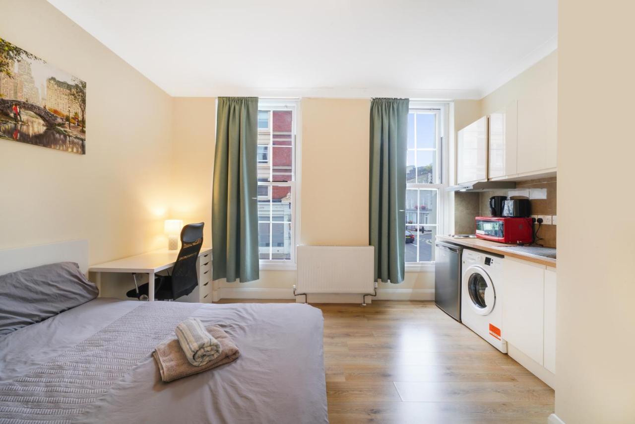 Central London Private Studio Suites - Ferienwohnung London