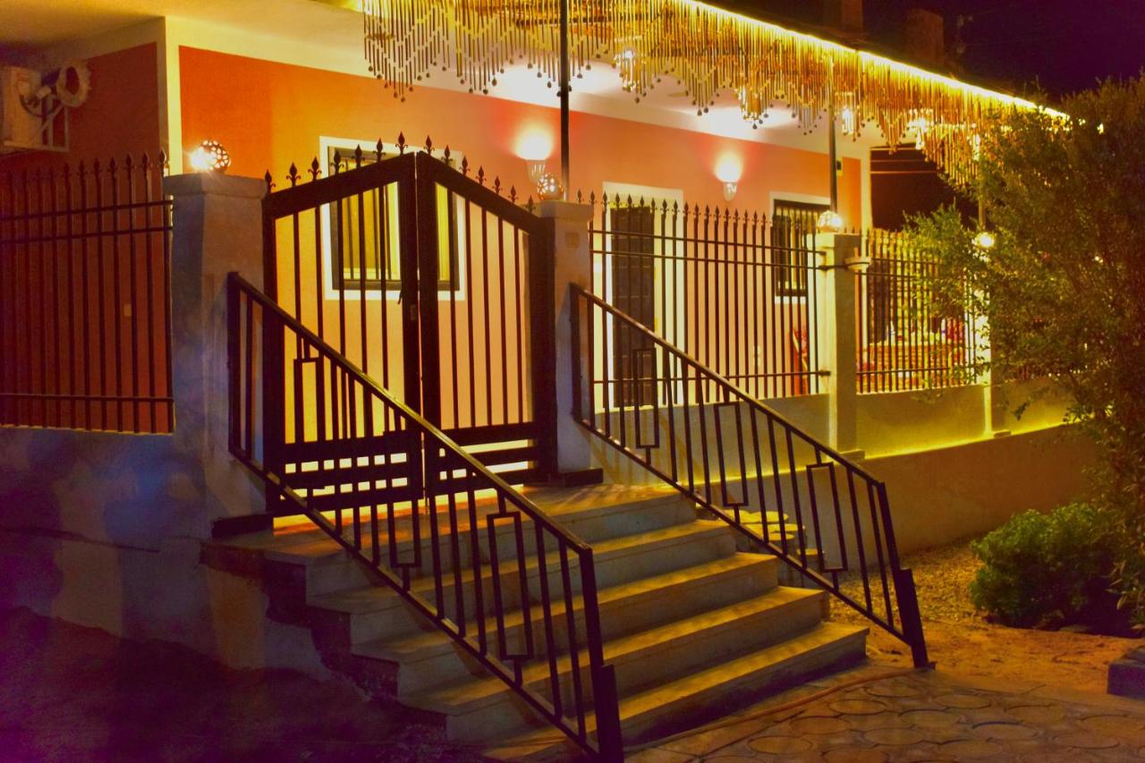 Karma Kono - B&B
