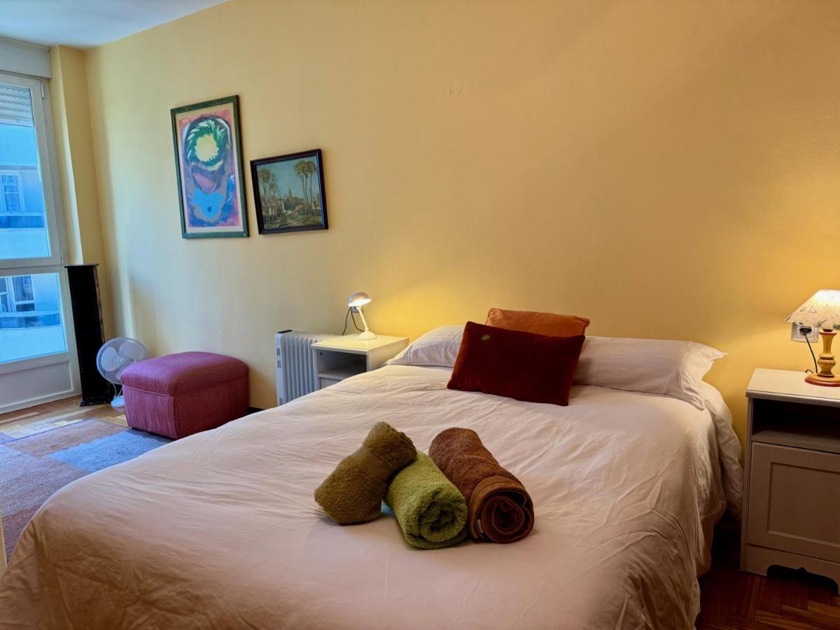 Apto 2 hab Zona Povisa - ASCENSOR & WiFi 4PAX ツ by Rias Baixas Rentals - B&B