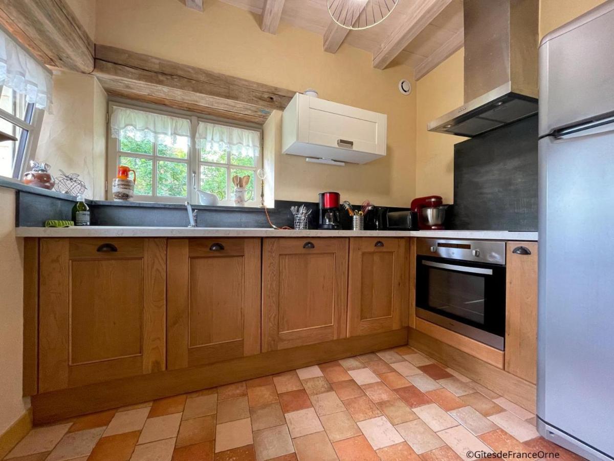 Maison percheronne avec jardin et jeux, proche de Bellême, idéale pour familles - B&B Le Pin-la-Garenne
