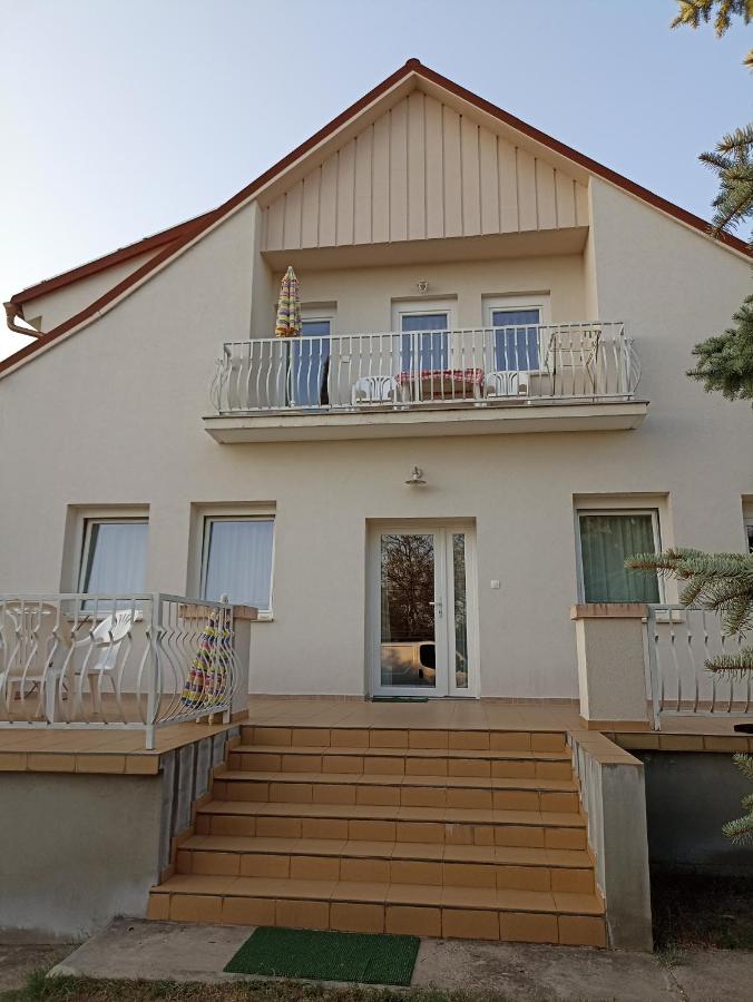 Apartment mit 1 Schlafzimmer und Balkon