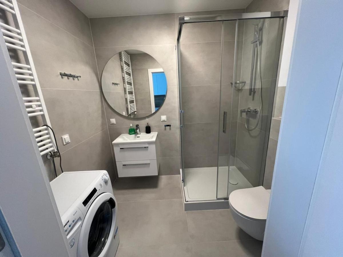 Apartament na Pogodnie 500 metrów od szpitala na Unii Lubelskiej - Chambres d’hôtes