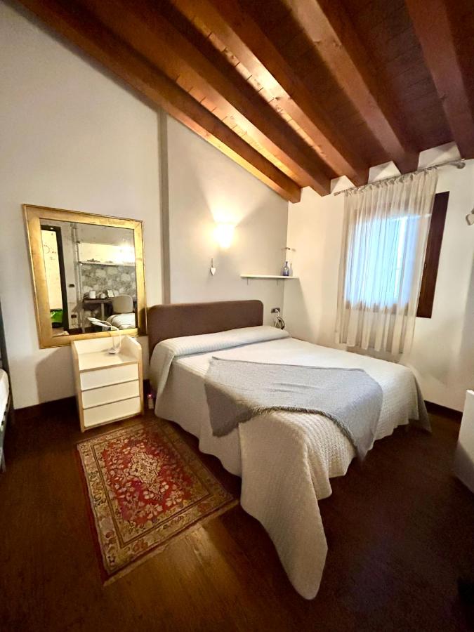 Triple Room with Private External Bathroom