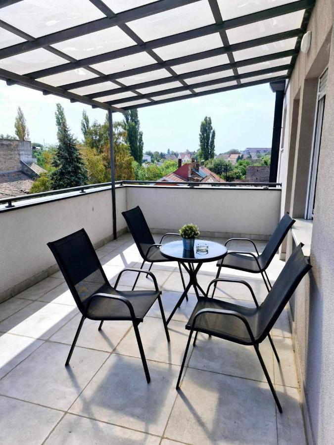 Apartman LUX - B&B Zrenjanin