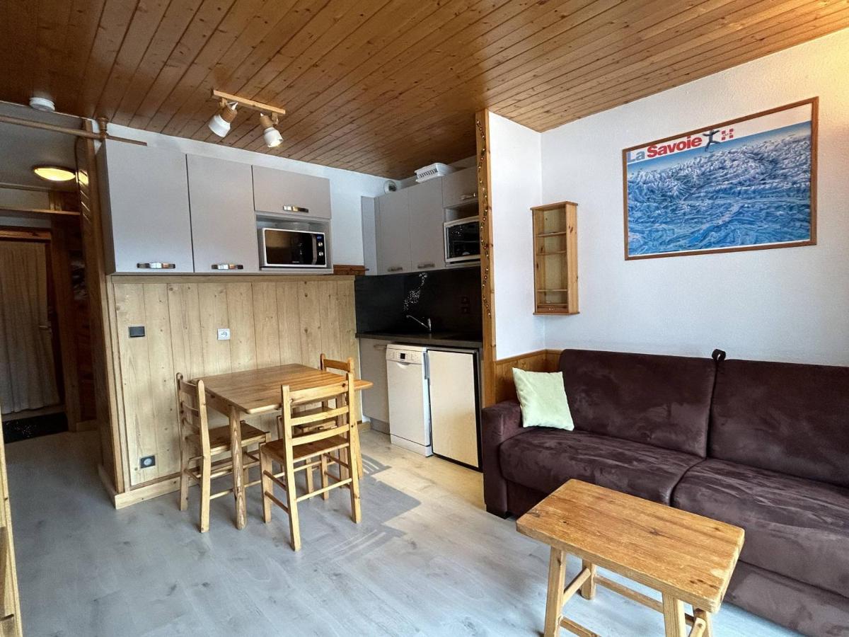 Appartement skis aux pieds à Méribel avec balcon - 4 pers. - FR-1-355-122 - Chambres d'hôtes Méribel
