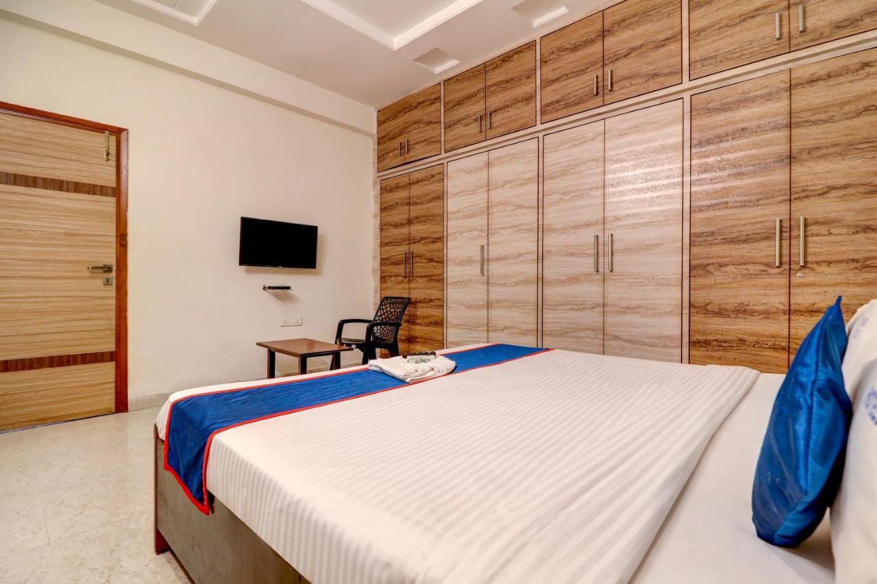 Cozy 3BHK service apartment in kukatpally - B&B