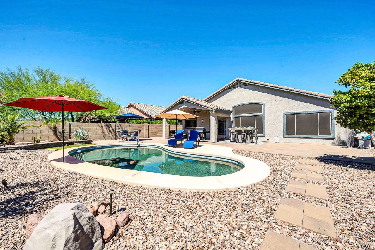 Gold Canyon Superstition Foothills Retreat with Pool - B&B