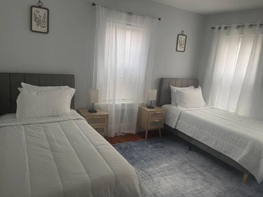 Charming Condo near Gillette Stadium - B&B Sharon