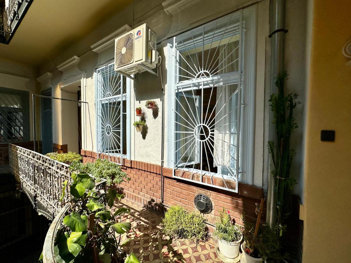 Sweet Spot-Next New York Cafe - B&B