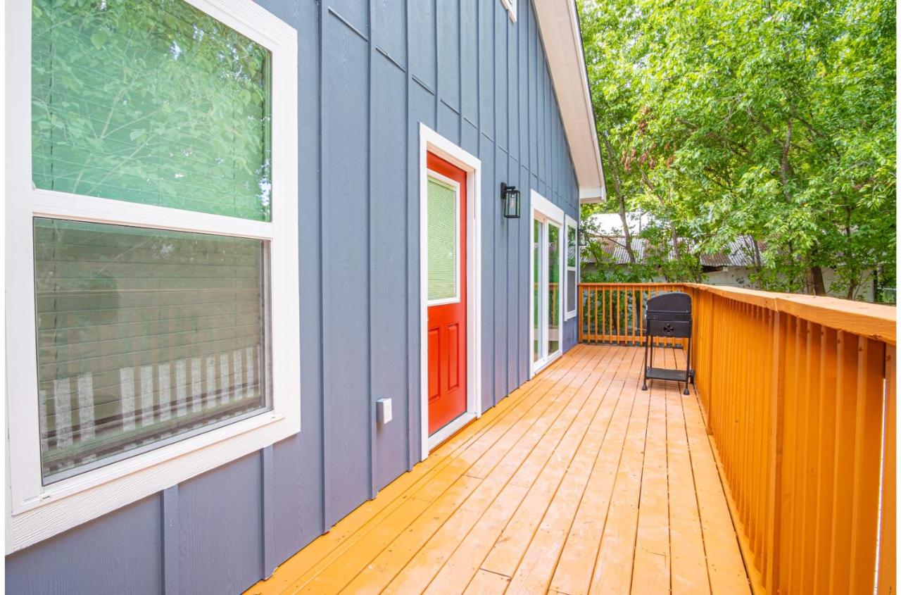 Comfortable 4BR2.5BA Family Home Near Riverwalk - Bed and Breakfast