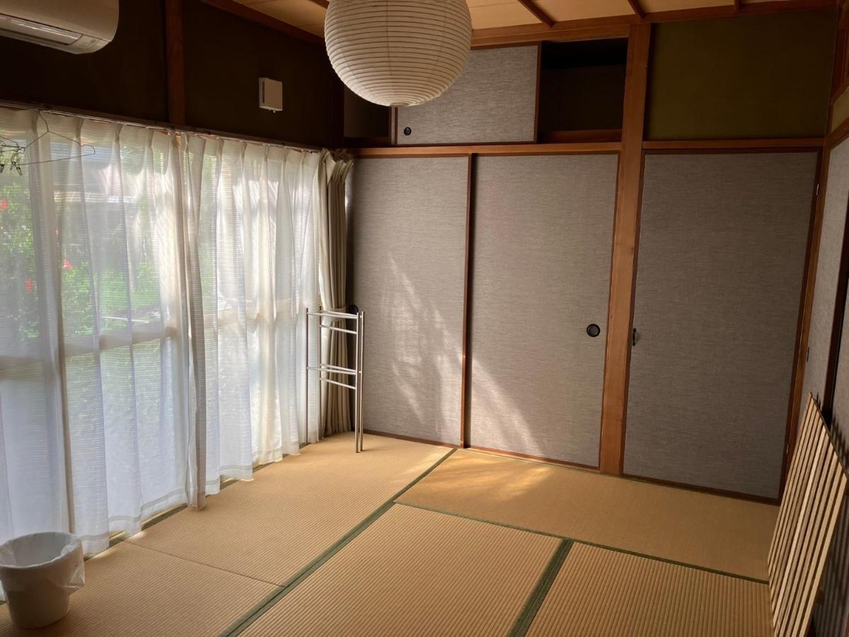 Japanese-Style Room