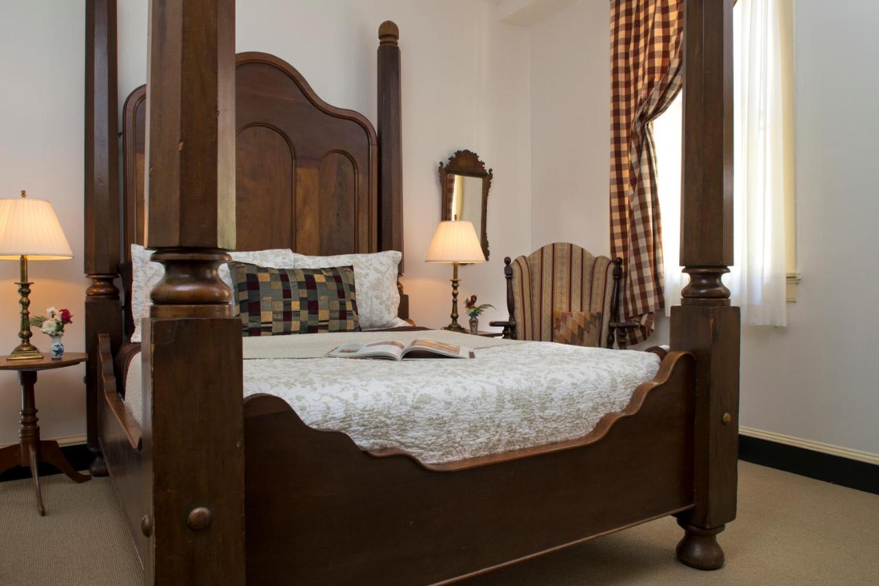 Suite mit Queensize-Bett und Balkon