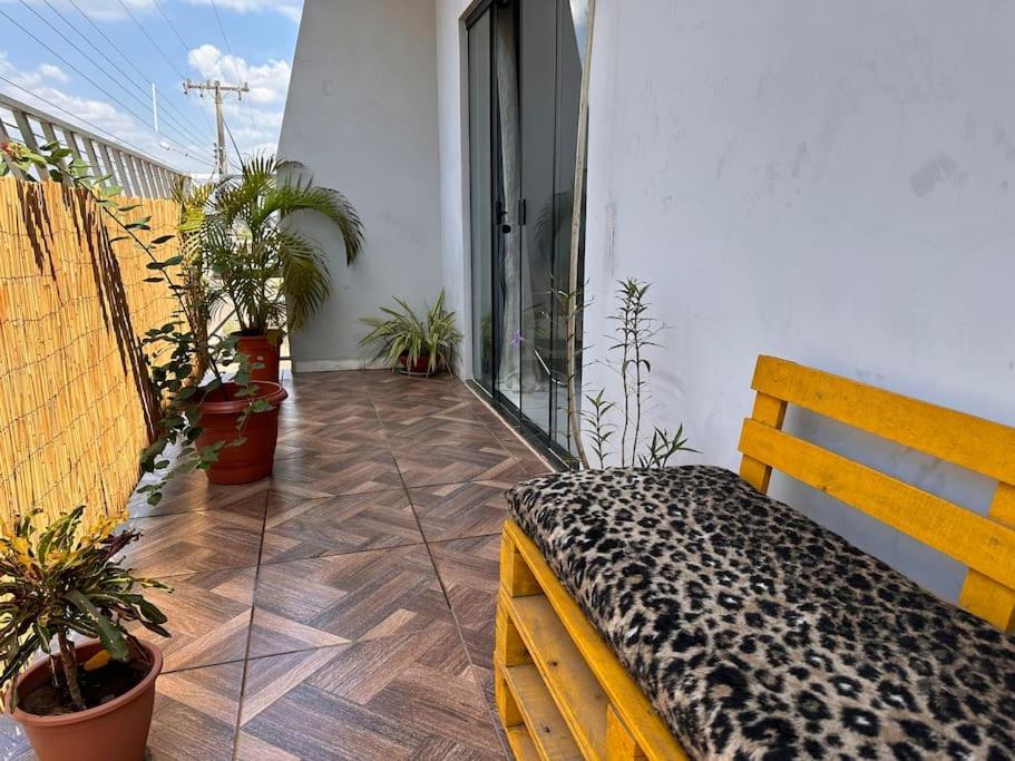 O MELHOR PREÇO - Suíte 5 min do Aeroporto - B&B