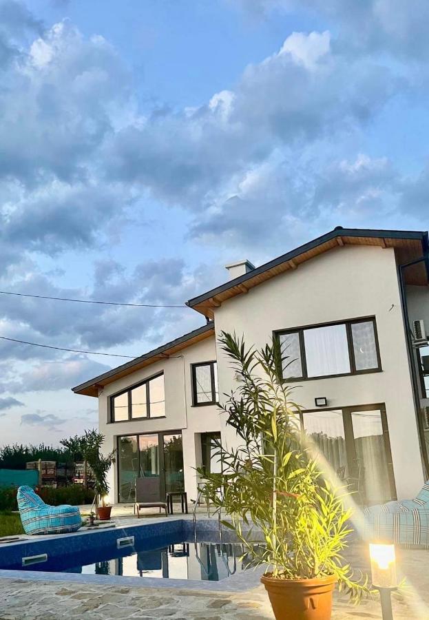 Guest house Villa Orlovo - Ferienwohnung