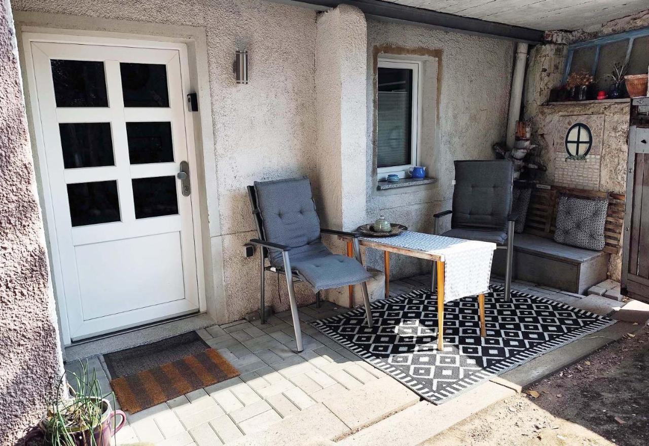 Stylische FeWo in Meißen (Nähe Elbe, eigener Eingang, EG, Terrasse) - Bed and Breakfast
