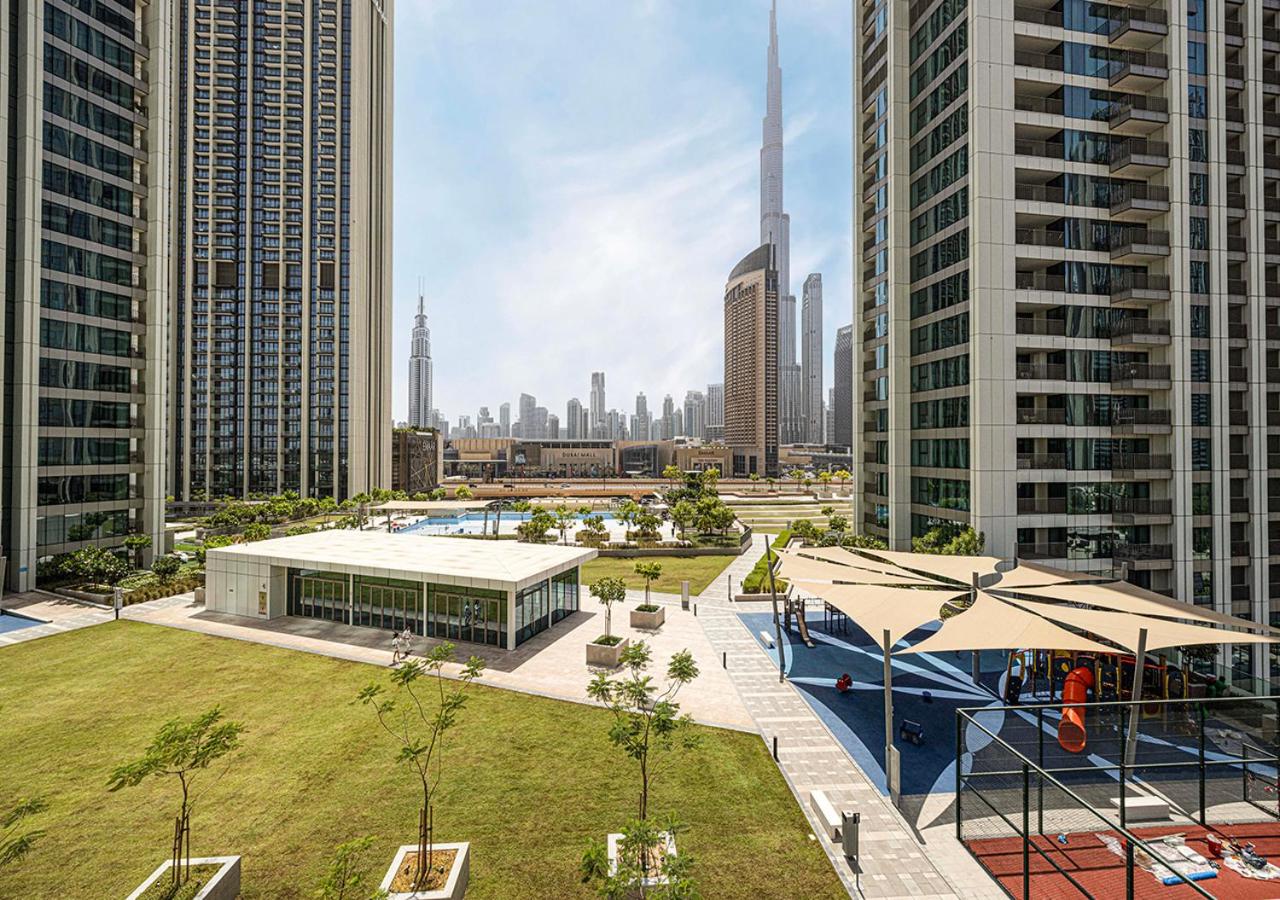 Stylish Burj khalifa view 5 Star 4BD Apartment in Downtown with Dubai Mall access - Brand New Apartment - B&B