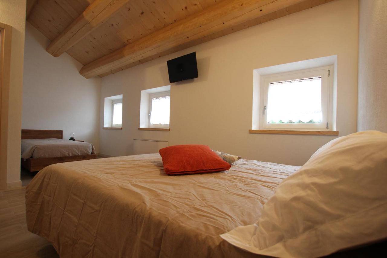 Triple Room with Mountain View