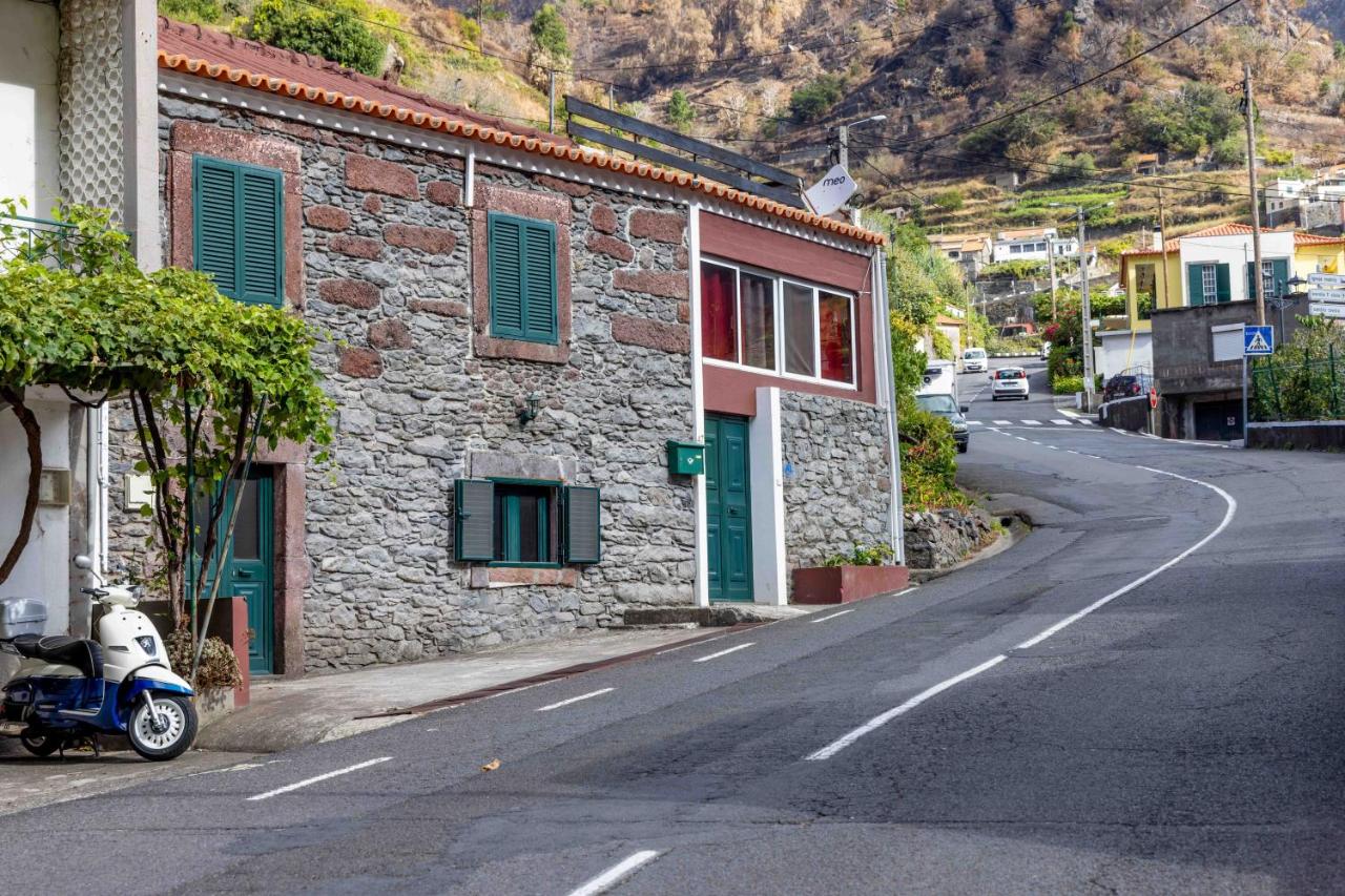 Refúgio do Vale - B&B Ribeira Brava