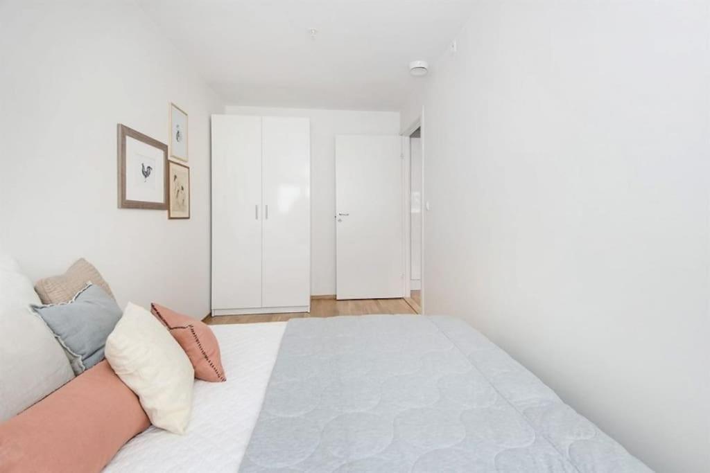 central, new, 2 bed rooms, fully furnished - Ferienwohnung Oslo