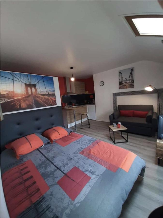 La cour de Jeanne studio centre ville - B&B Aurillac