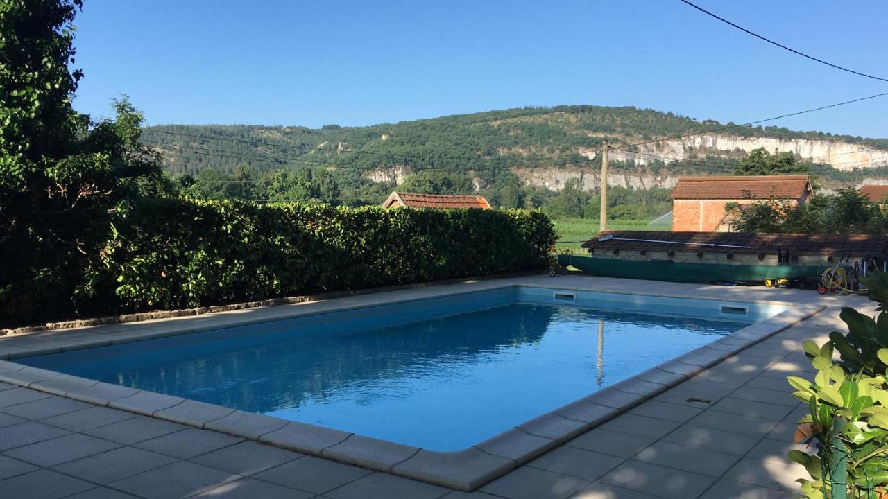 Maison de Famille Les Tourelles - B&B Tour-de-Faure