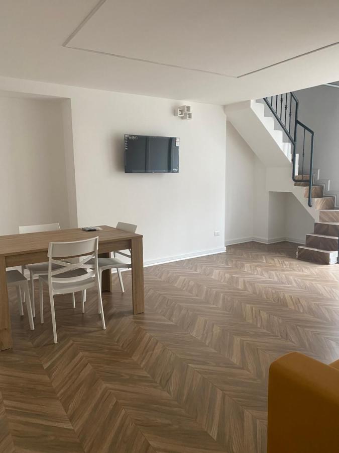 Dora House Napoli - B&B Napoli