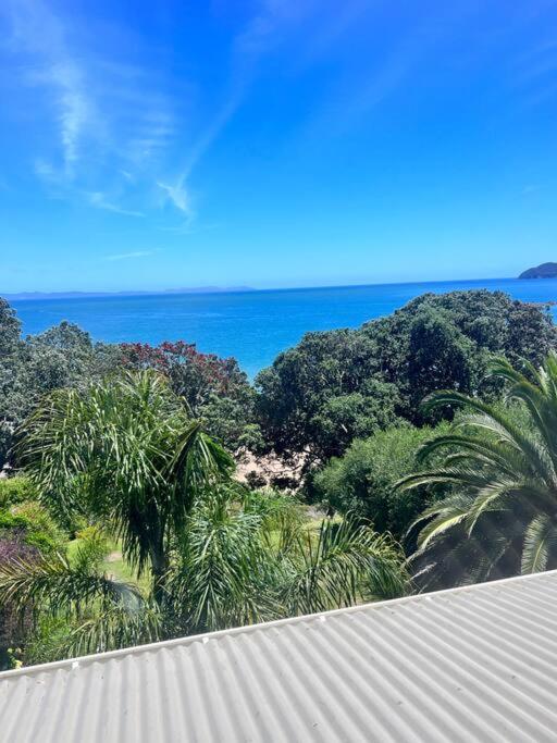 Pure New Zealand Pure Beachfront - B&B