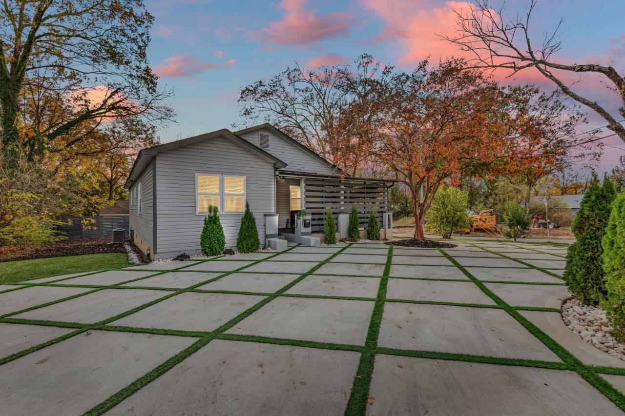 Charlotte Spacious Home - B&B Charlotte